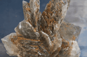 Selenitul, cristalul autentic care aduce pacea